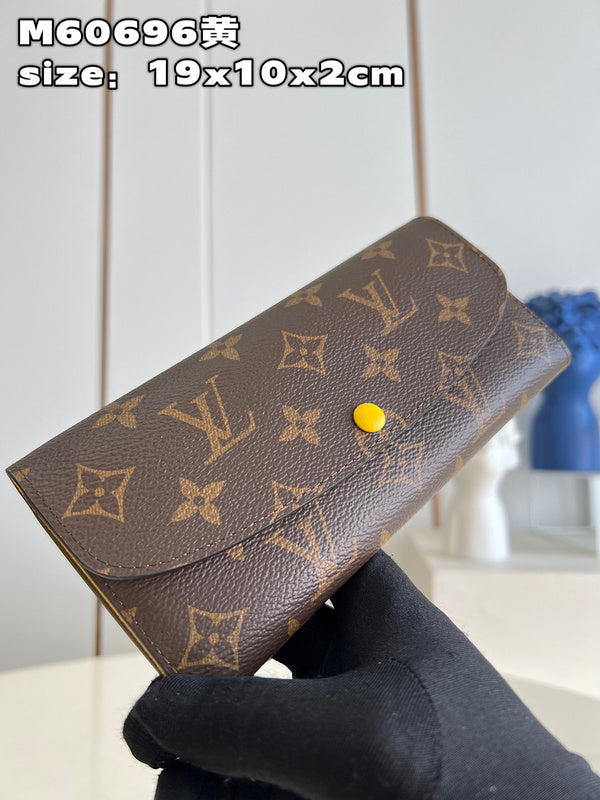 COZY - LOV Wallets - 324