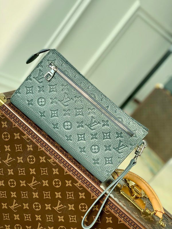 COZY - LOV Wallets - 477