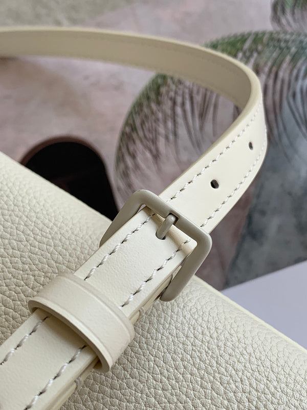 COZY - LV Bags - 4426