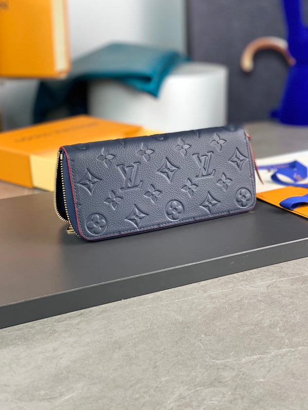 COZY - LOV Wallets - 174