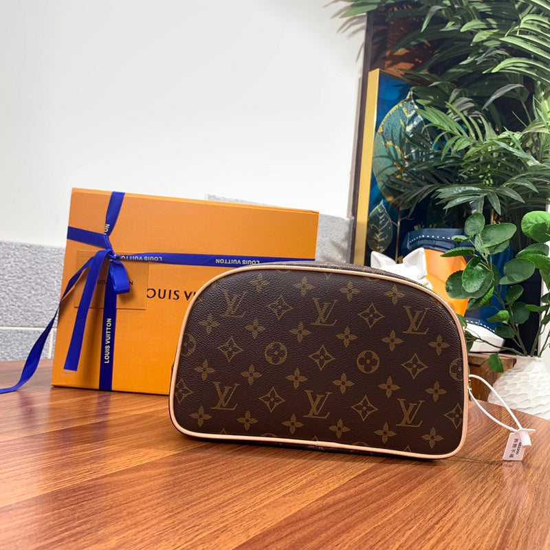COZY - LOV Wallets - 368