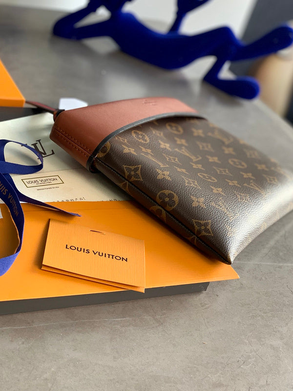 COZY - LOV Wallets - 313