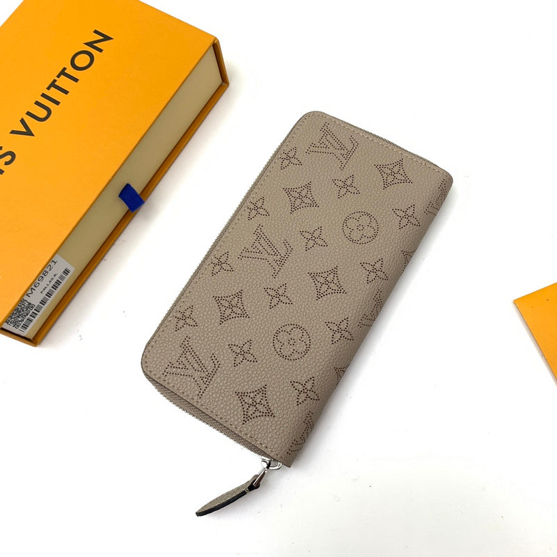 COZY BAGS - LOV Wallets - 525