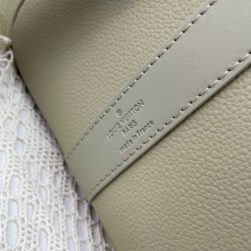 JB - LOV Travel Bags - 023