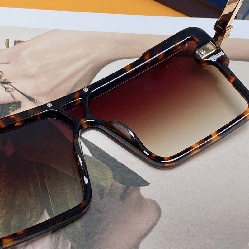 JB - LOV Sunglasses - 103