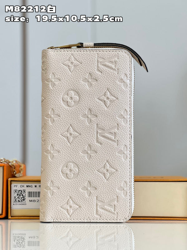 COZY - LOV Wallets - 183