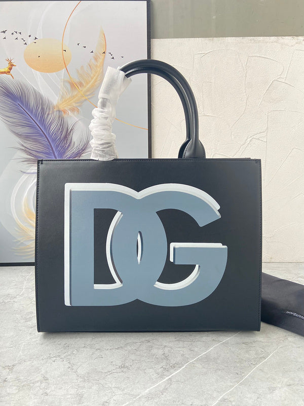 COZY - DAG Bags - 149