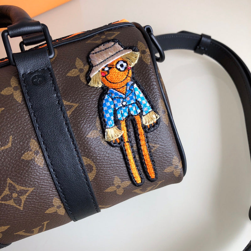 JB - LOV Travel Bags - 162