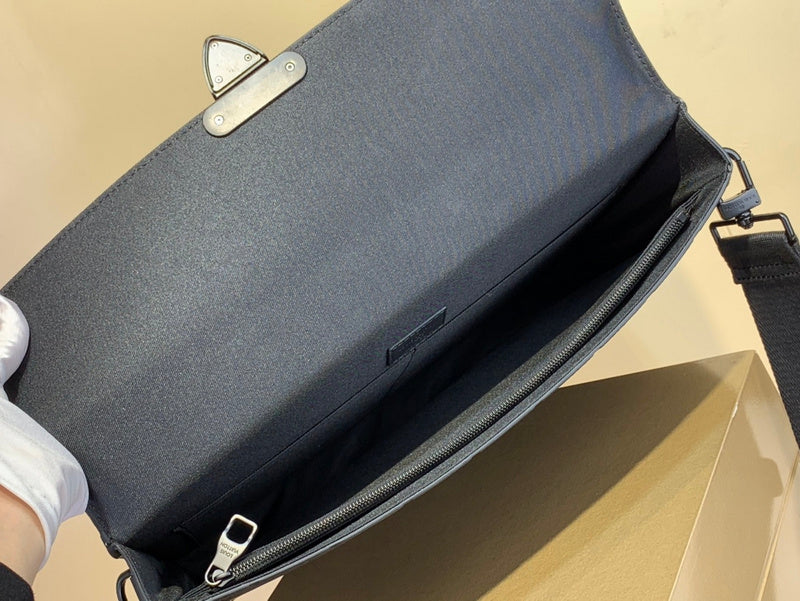 COZY - LV Bags - 1919