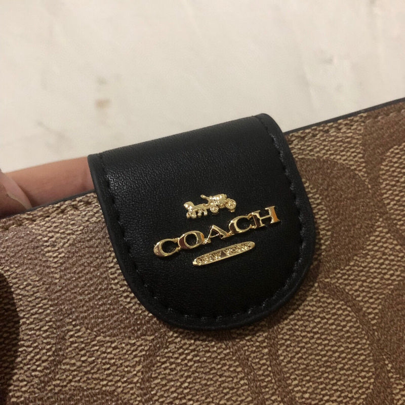COZY - CAH Bags - 513