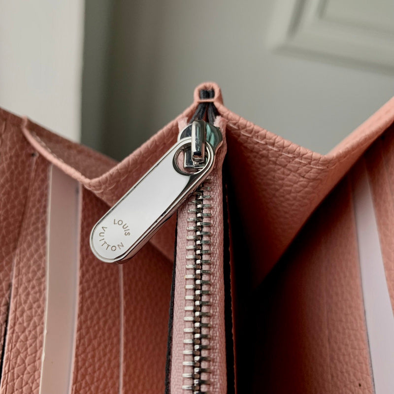 COZY BAGS - LOV Wallets - 219