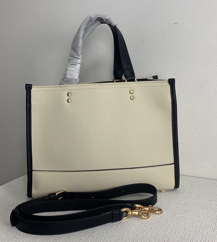 COZY - CAH Bags - 410