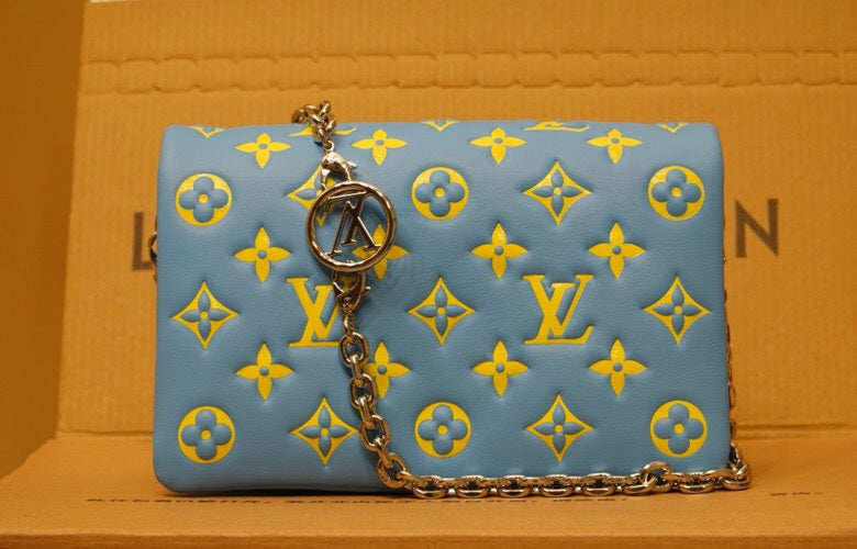 COZY BAGS - LOV Bags - 2010