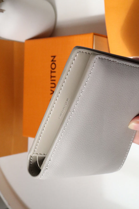 COZY BAGS - LOV Wallets - 640