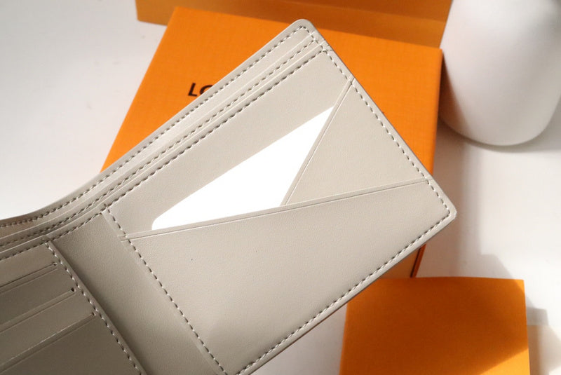 COZY BAGS - LOV Wallets - 640