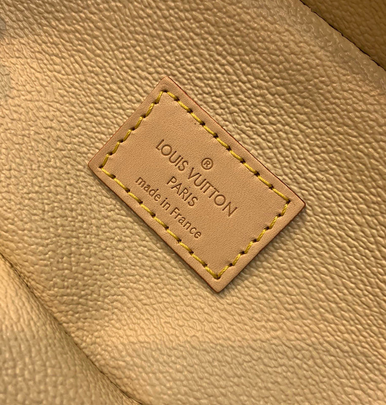 COZY - LV Bags - 4711