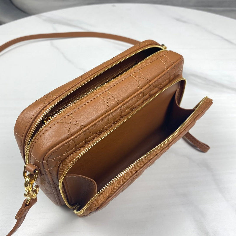 JB - DOR Wallets - 097
