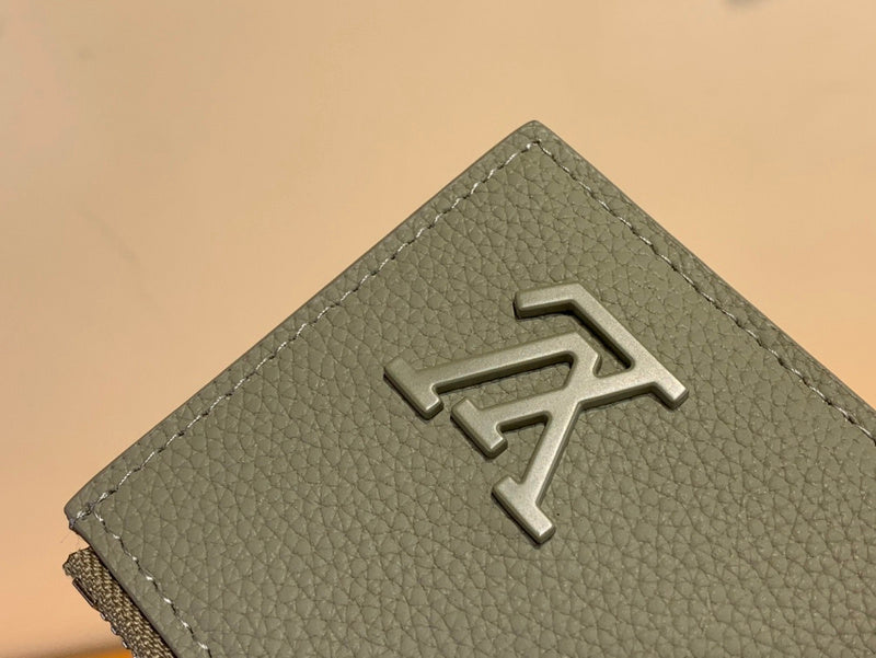 COZY - LOV Wallets - 146