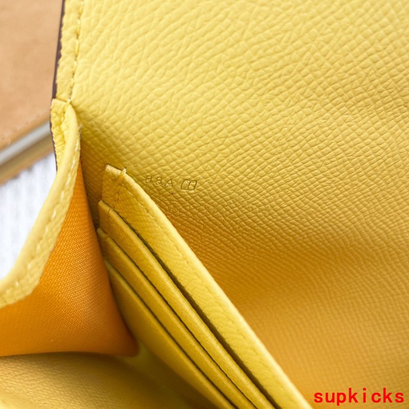 COZY BAGS - Mix Wallets - 485
