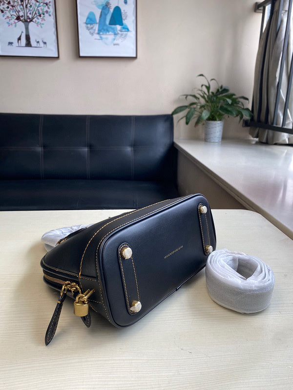 COZY - CAH Bags - 322