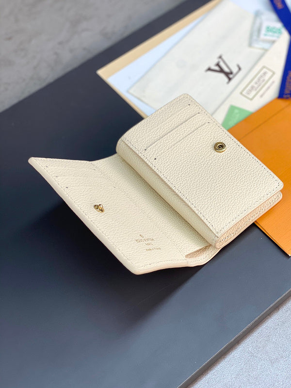 COZY - LOV Wallets - 034