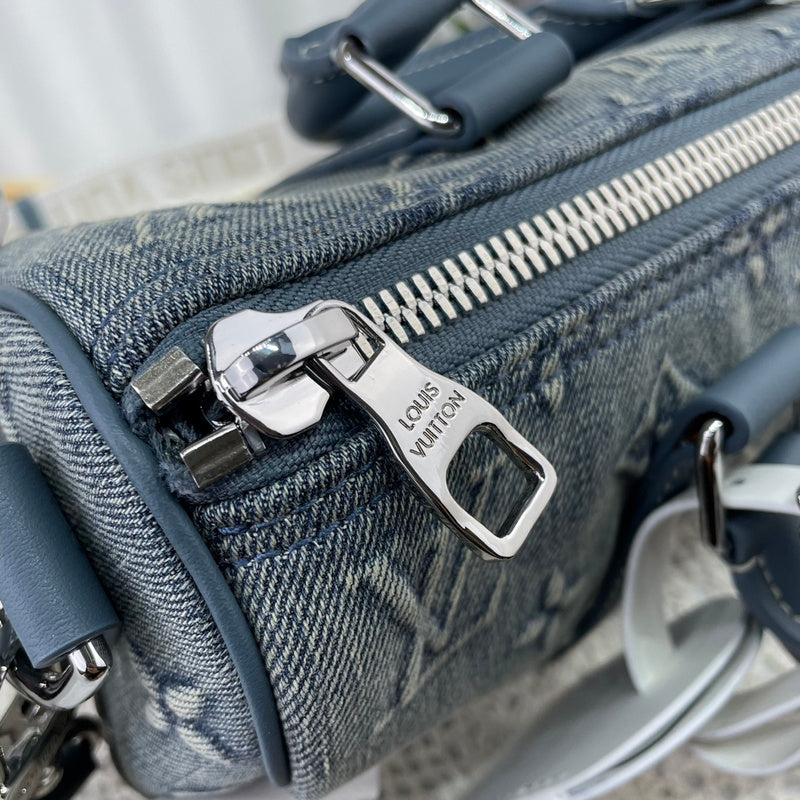 JB - LOV Travel Bags - 031
