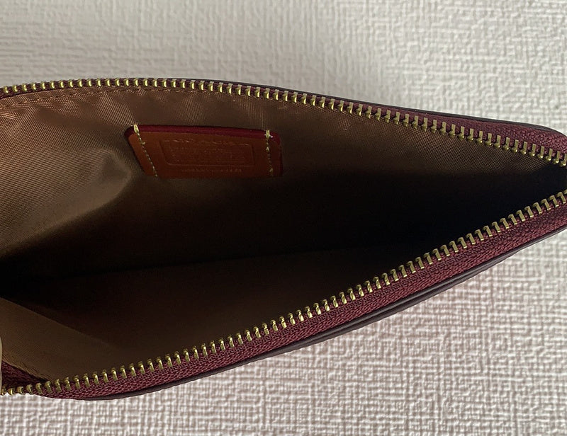 COZY - CAH Bags - 484