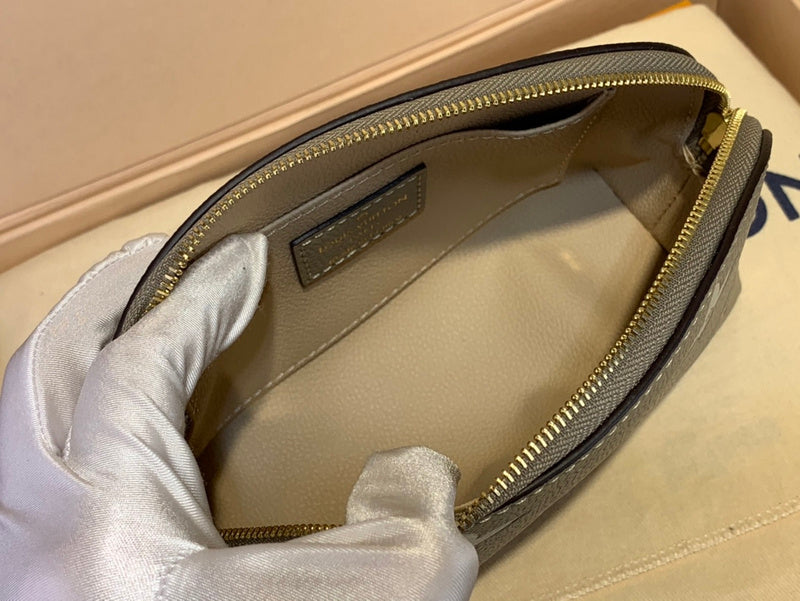 COZY - LOV Wallets - 487