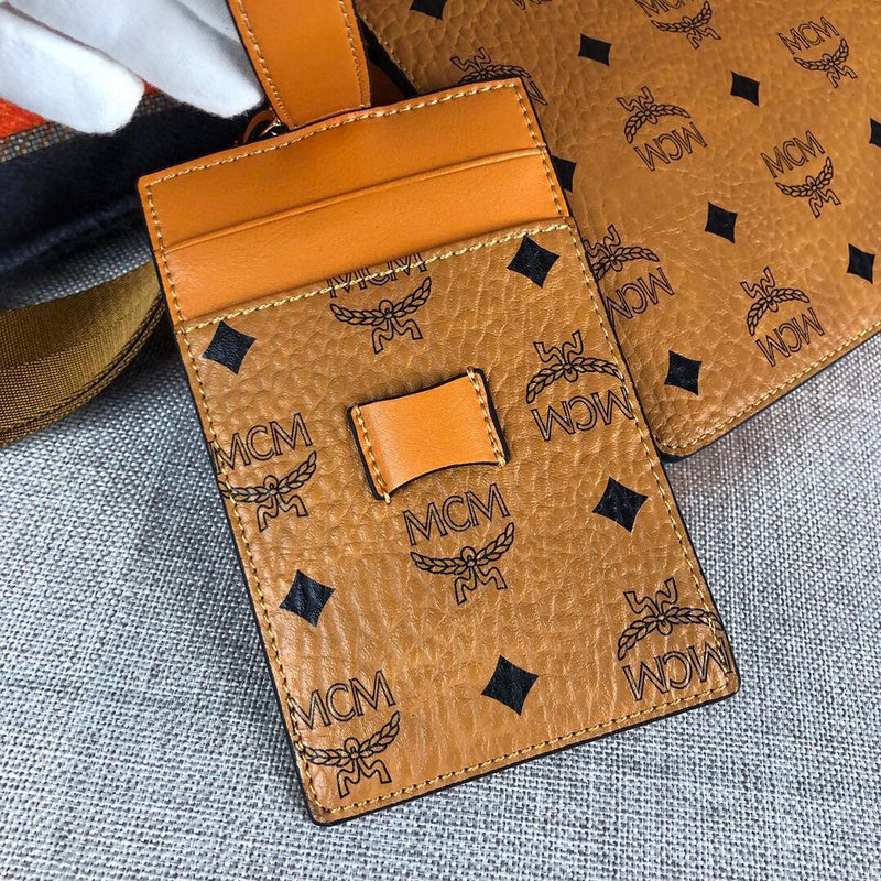 COZY - MQM Wallets - 006