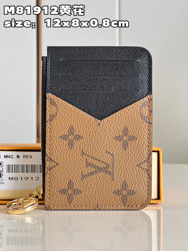 COZY - LOV Wallets - 090