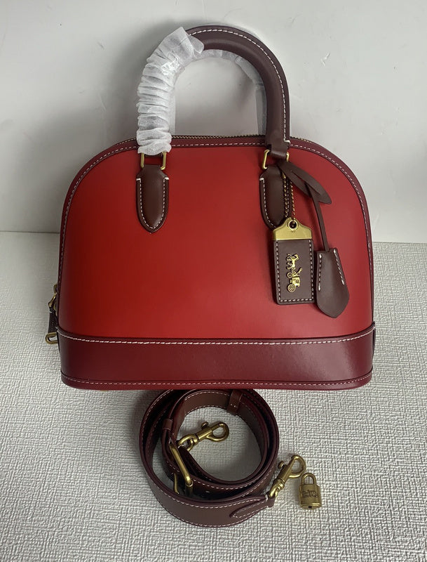 COZY - CAH Bags - 531