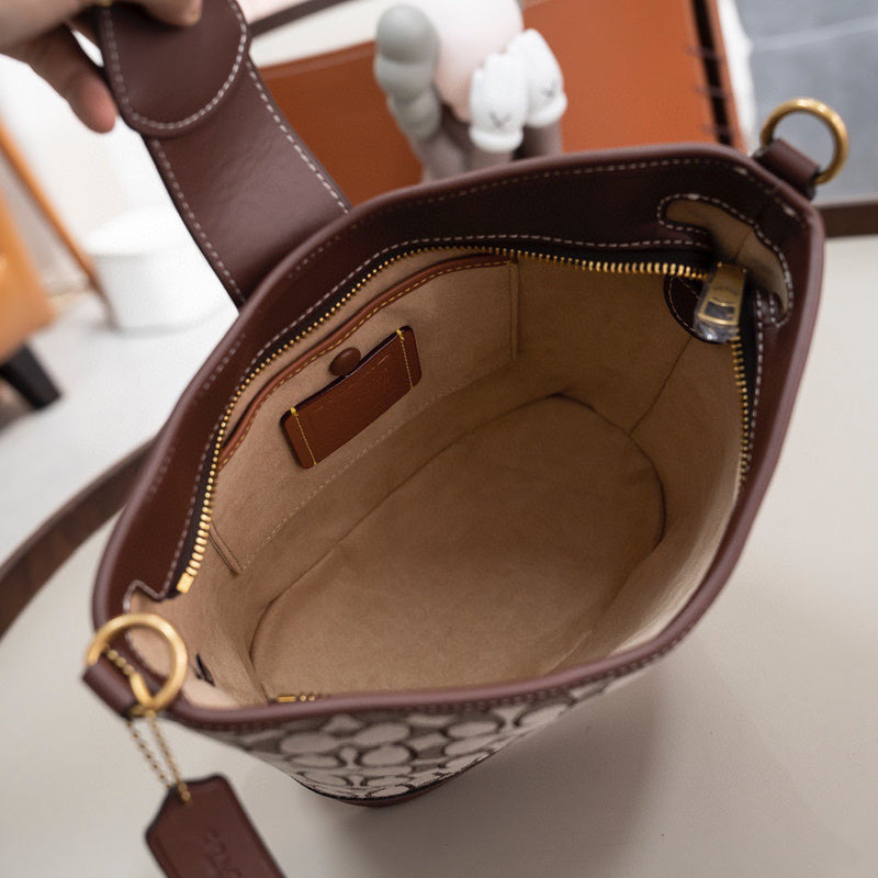 COZY - CAH Bags - 435