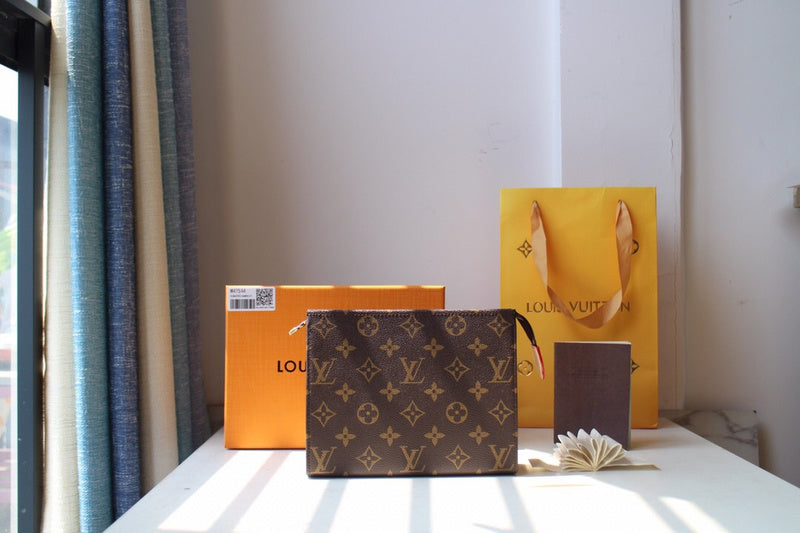 COZY - LV Bags - 5394