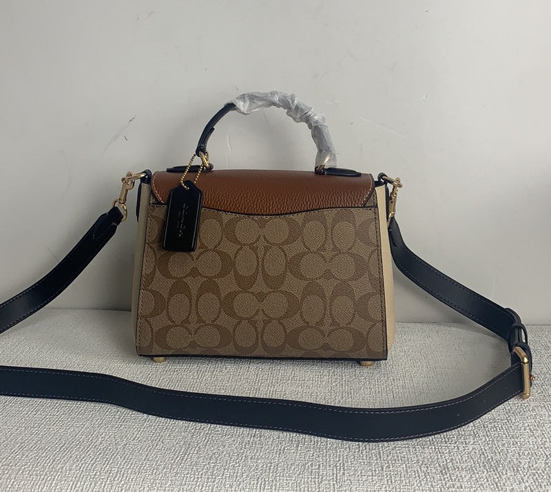 COZY - CAH Bags - 517