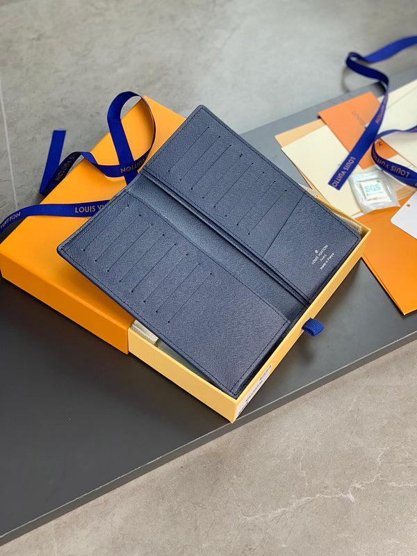 COZY - LOV Wallets - 446