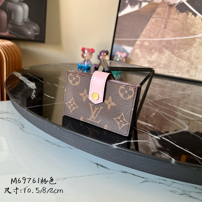 COZY - LOV Wallets - 111