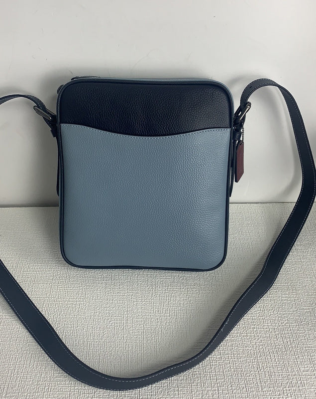 COZY - CAH Bags - 570