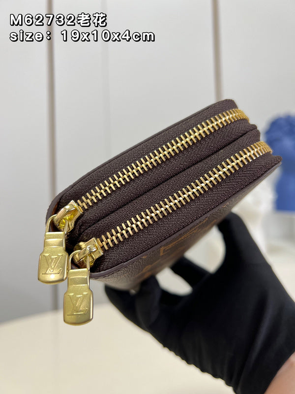 COZY - LOV Wallets - 395
