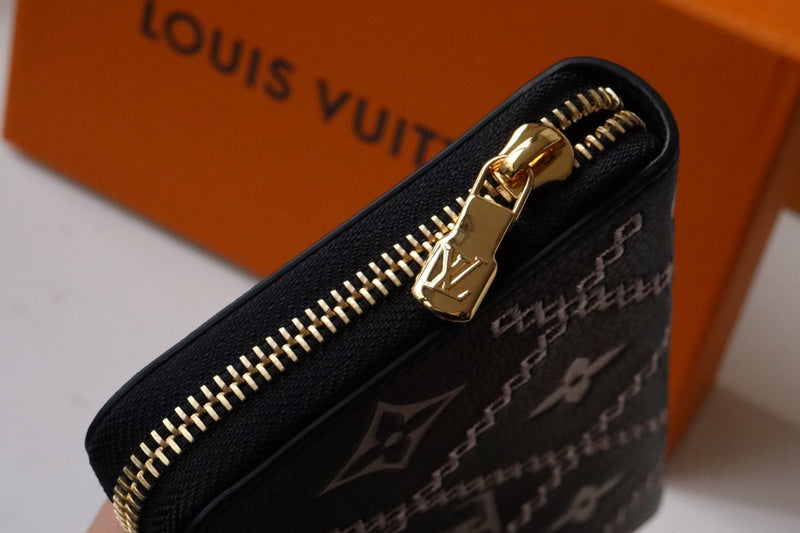 COZY BAGS - LOV Wallets - 654