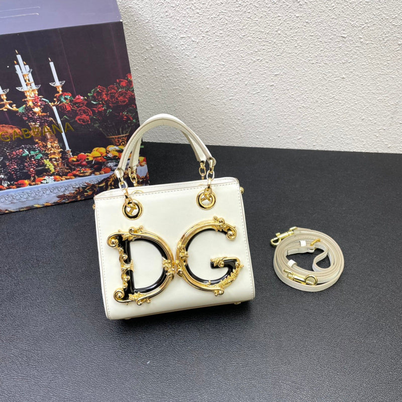 COZY - DAG Bags - 200