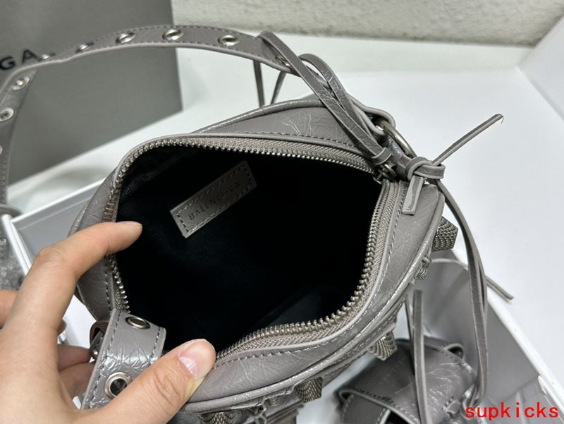 COZY BAGS - Mix Wallets - 498