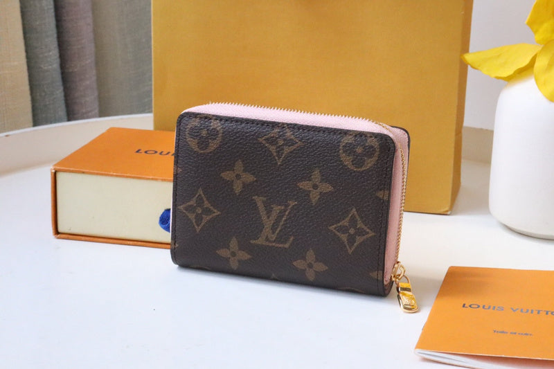 COZY - LOV Wallets - 480
