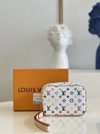 COZY BAGS - LOV Wallets - 526