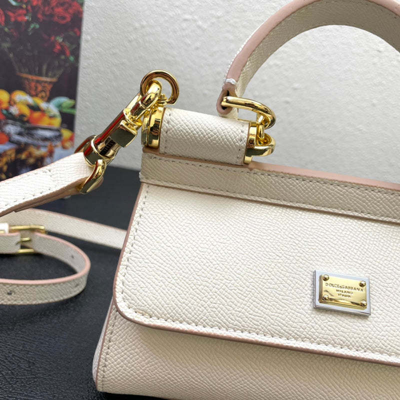COZY - DAG Bags - 108
