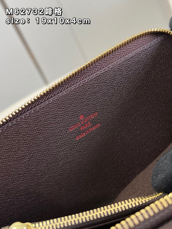 COZY - LOV Wallets - 402