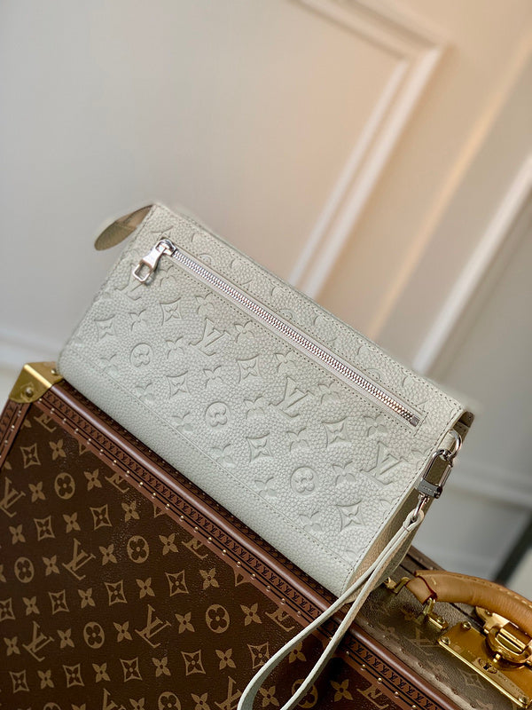 COZY - LOV Wallets - 456