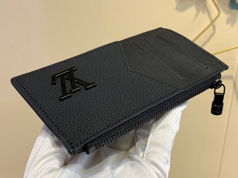 COZY - LOV Wallets - 220